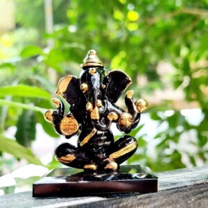 Sacred Glass Murti Sculpture – Enhance Your Home Decor